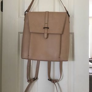 Universal Thread crossover purse/backpack
